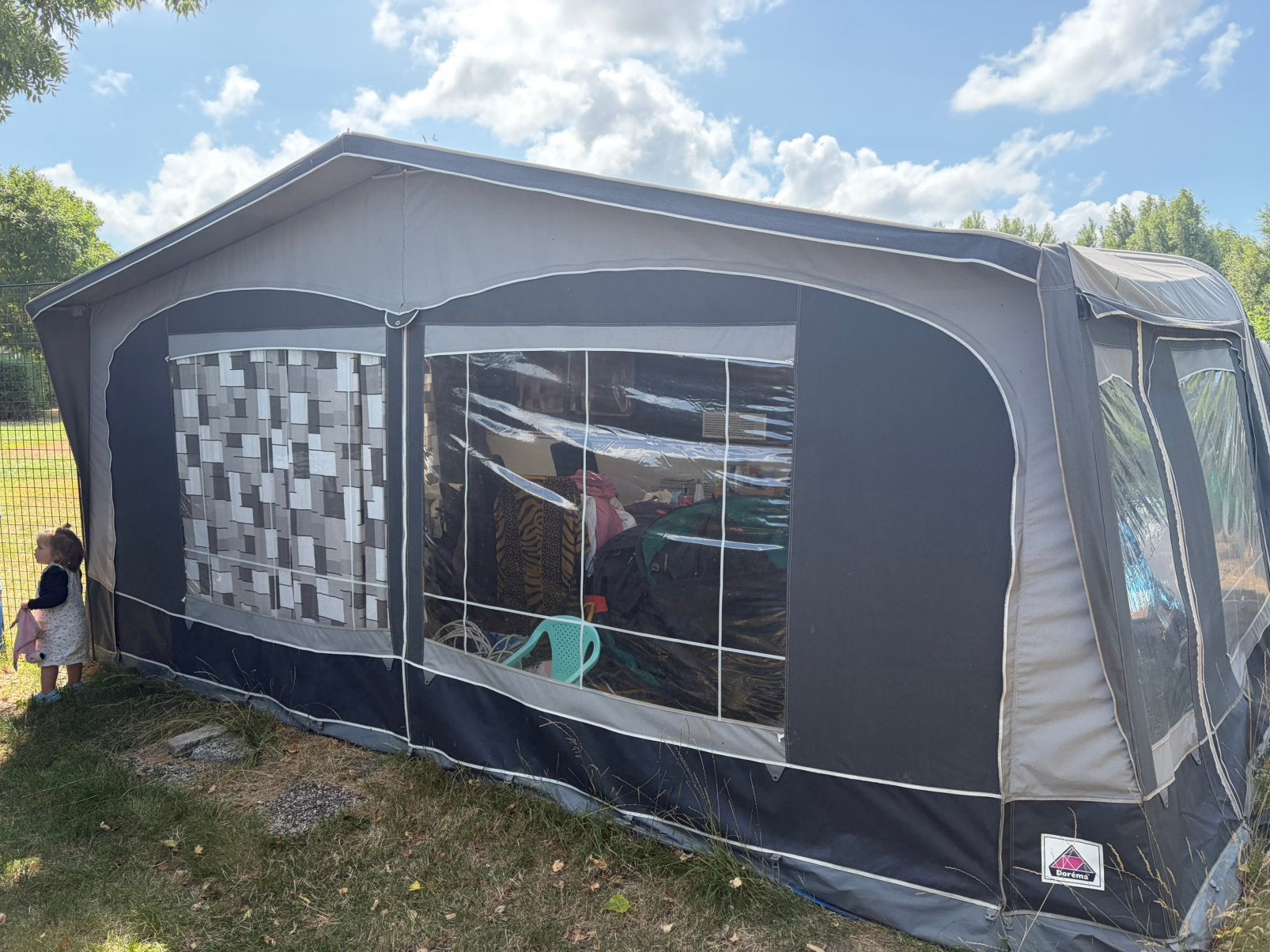 C1 Wilk caravan inclusief inboedel, Vast bed, Kachel, Rondzit, Particulier
