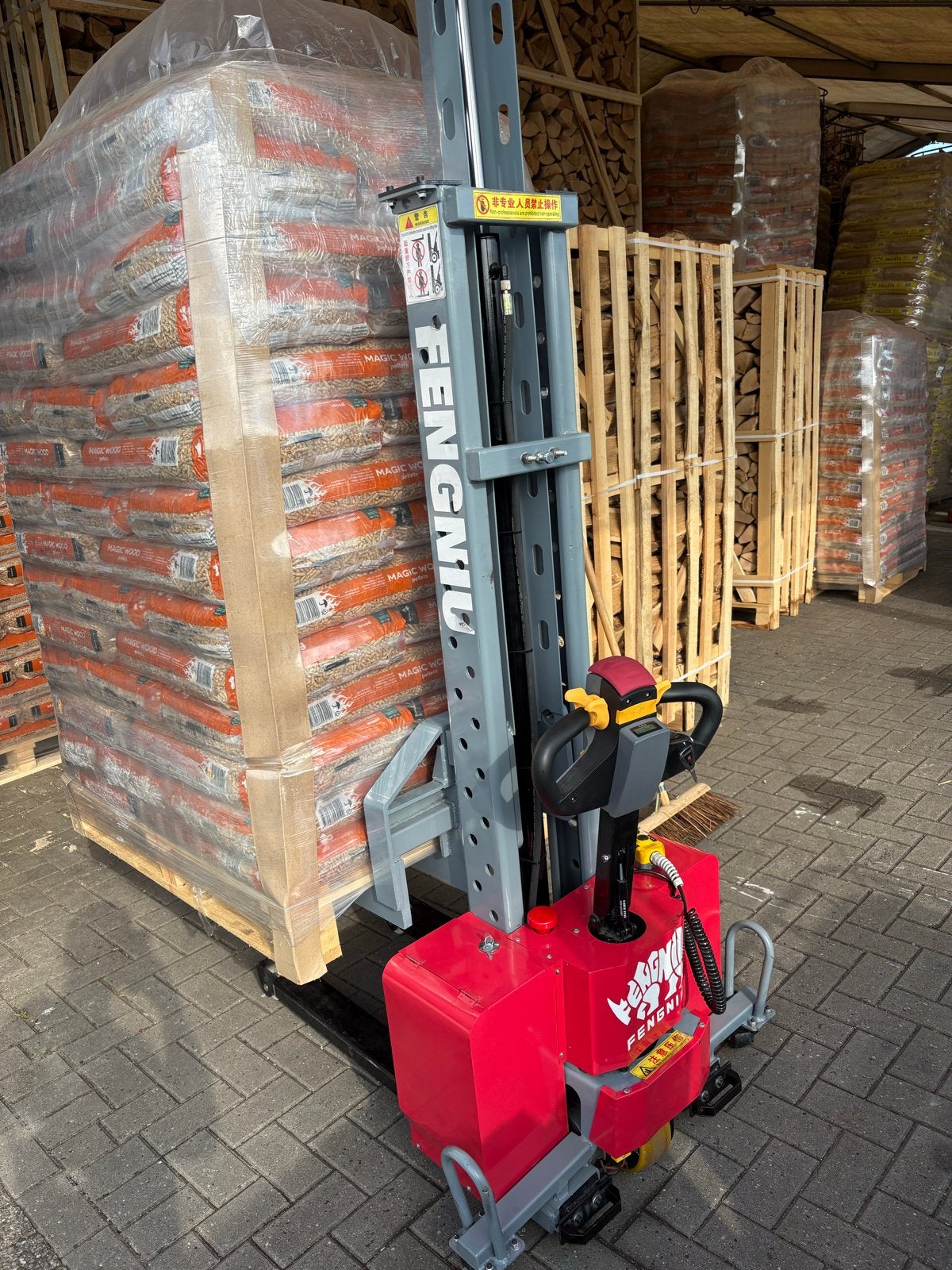 Elektrische Stapelaar, Nieuw! Zelf oplaadbaar, 1000 tot 2000 kg, Ophalen, Elektrisch, Stapelaar