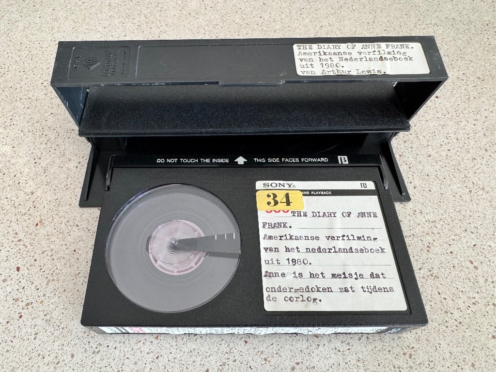 The Diary of Anne Frank - Amerikaanse verfilming op VHS, Nederlands ondertiteld, Ophalen of Verzenden, Vanaf 12 jaar, Gebruikt