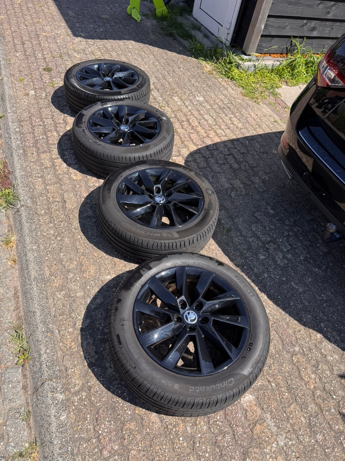 Originele Skoda Superb 3V zomerset 17 inch Stratos, Ophalen, Banden en Velgen, 17 inch, Personenwagen