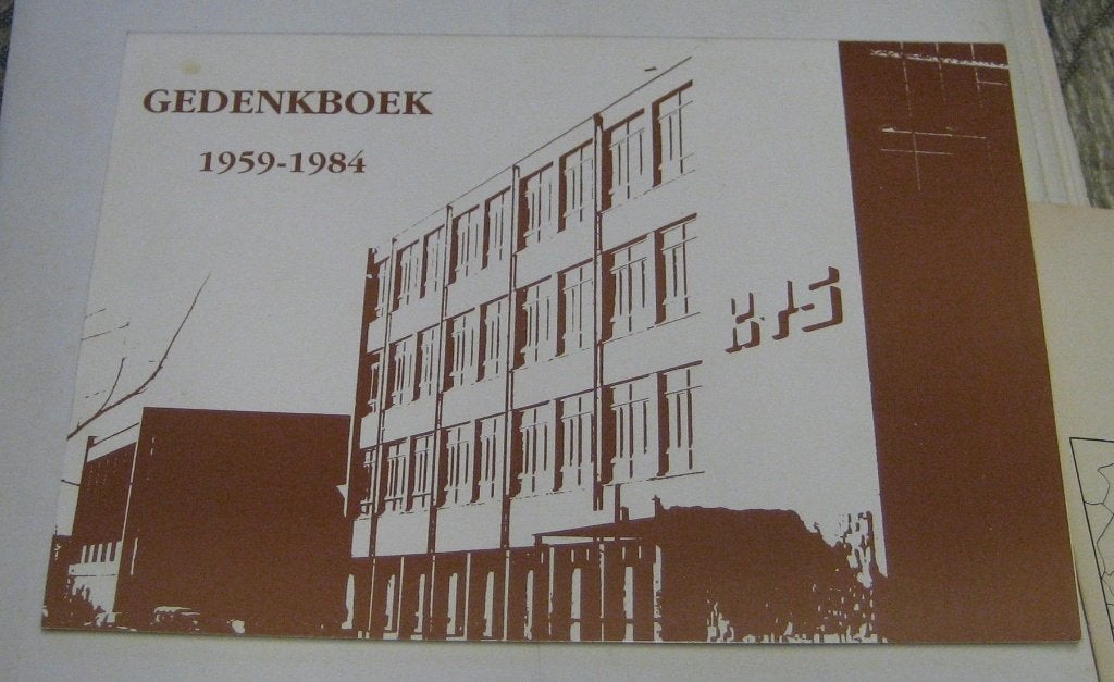 Gedenkboek KTS St. Jozef  Hoorn 1959-1984, Ophalen of Verzenden, Gelezen