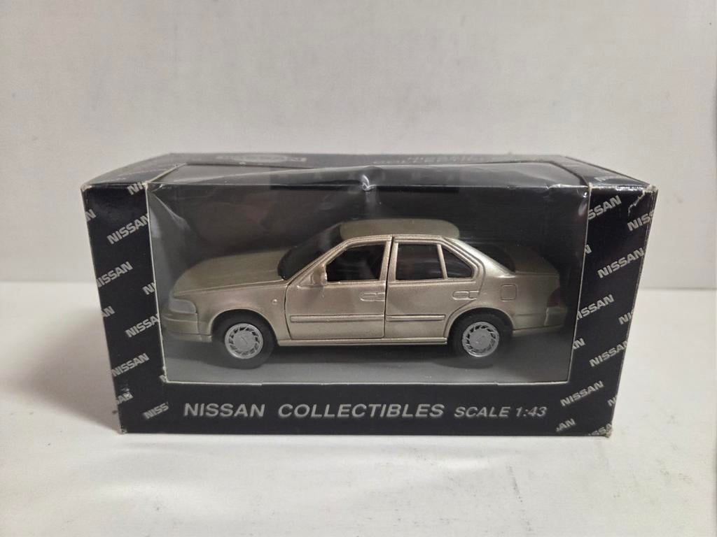 AHC Nissan Maxima 1:43, Hobby en Vrije tijd, Modelauto's | 1:43, Overige merken, Auto, ., Ophalen of Verzenden