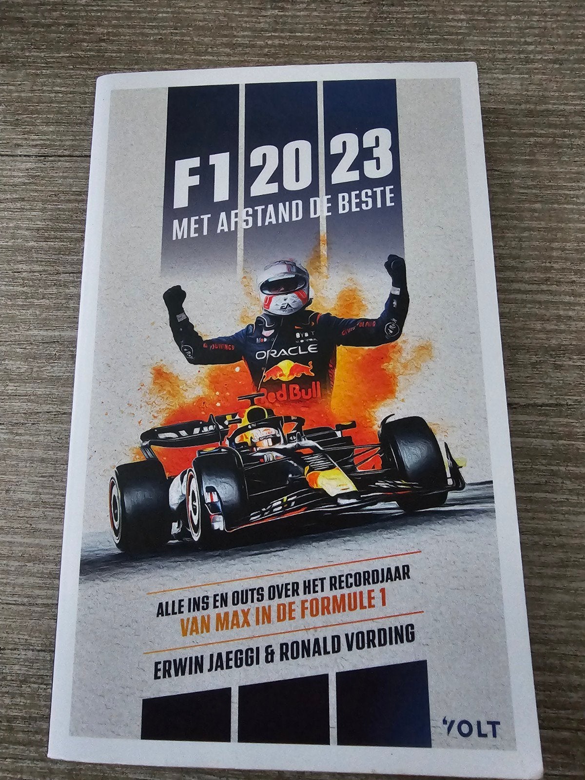 F1 2023: Met Afstand De Beste - Max Verstappen Boek, Boeken, Ophalen of Verzenden, Gelezen, Erwin Jaeggi & Ronald Vording