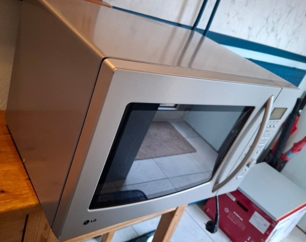 LG combimagnetron, nog goed werkend, Witgoed en Apparatuur, Ophalen, Combimagnetron, Gebruikt, Draaiplateau