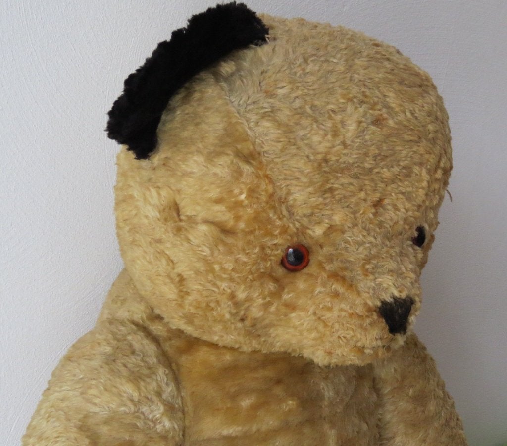 Oude Beer Sooty ?, Verzamelen, Beren en Cherished Teddies, Gebruikt, Stoffen beer, Overige merken, Ophalen of Verzenden
