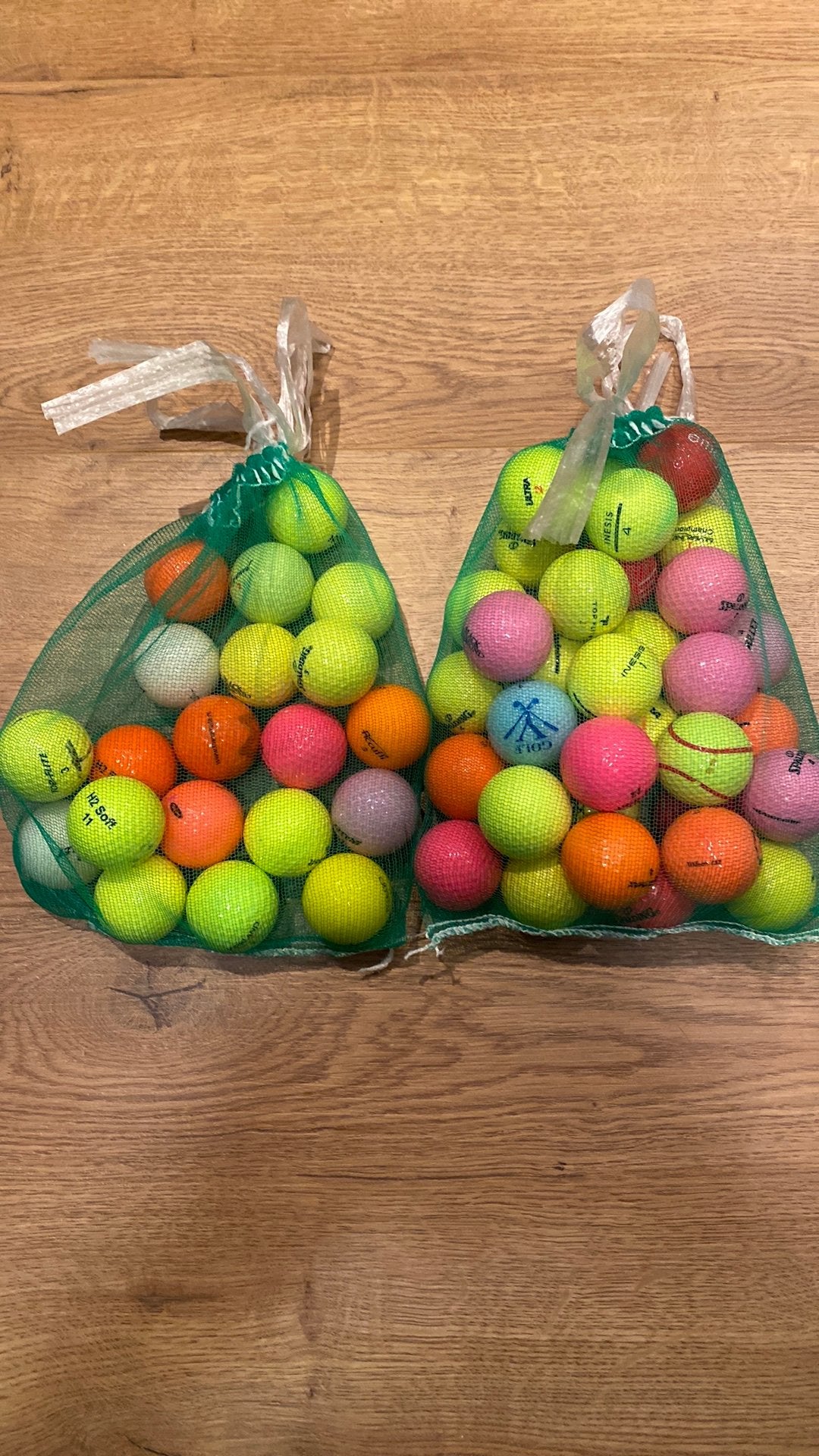 53 AAA gekleurde golfballen, Ophalen of Verzenden, Zo goed als nieuw, Bal(len)