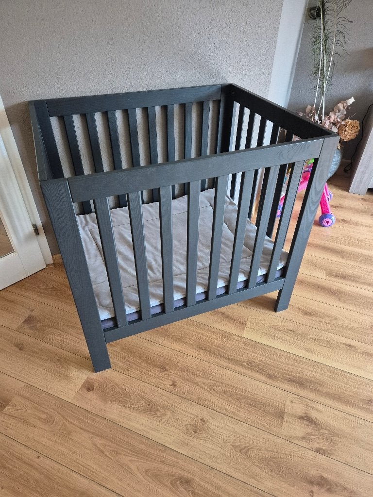 Box Bart (baby) antraciet 80L, 98B, 90H, Kinderen en Baby's, Ophalen, Zo goed als nieuw, Vierkant, In hoogte verstelbaar