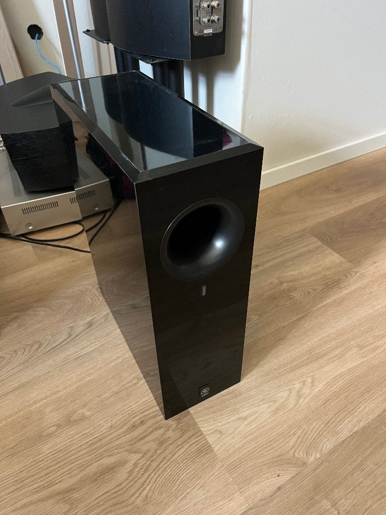 yamaha ns-sw210 Subwoofer zwart, Gebruikt, 120 watt of meer, Front, Rear of Stereo speakers, Ophalen