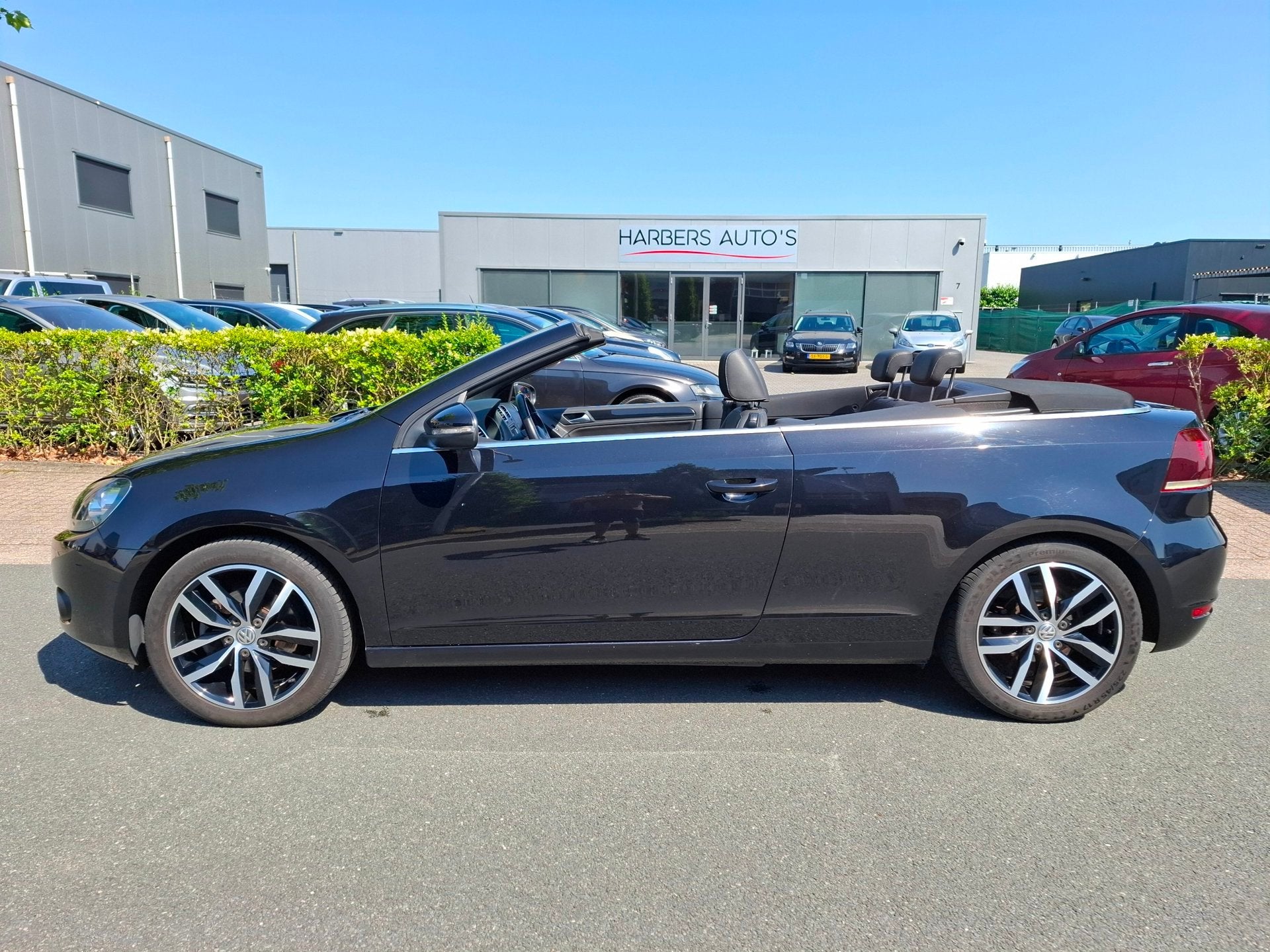Volkswagen Golf Cabriolet 1.2 TSI CLIMA/CRUISE/NAVI/CAMERA!, Voorwielaandrijving, Euro 5, Zwart, 4 cilinders