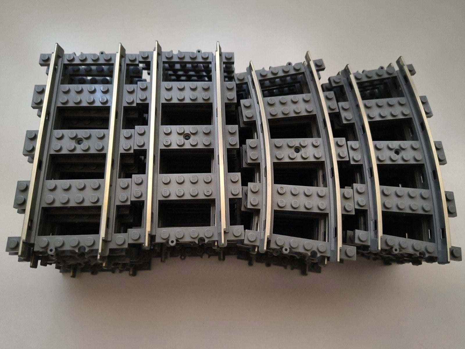 Lego trein 9 volt rails met metalen strip grote ovaal 2x16, Gebruikt, Overige thema's, Lego, Overige typen