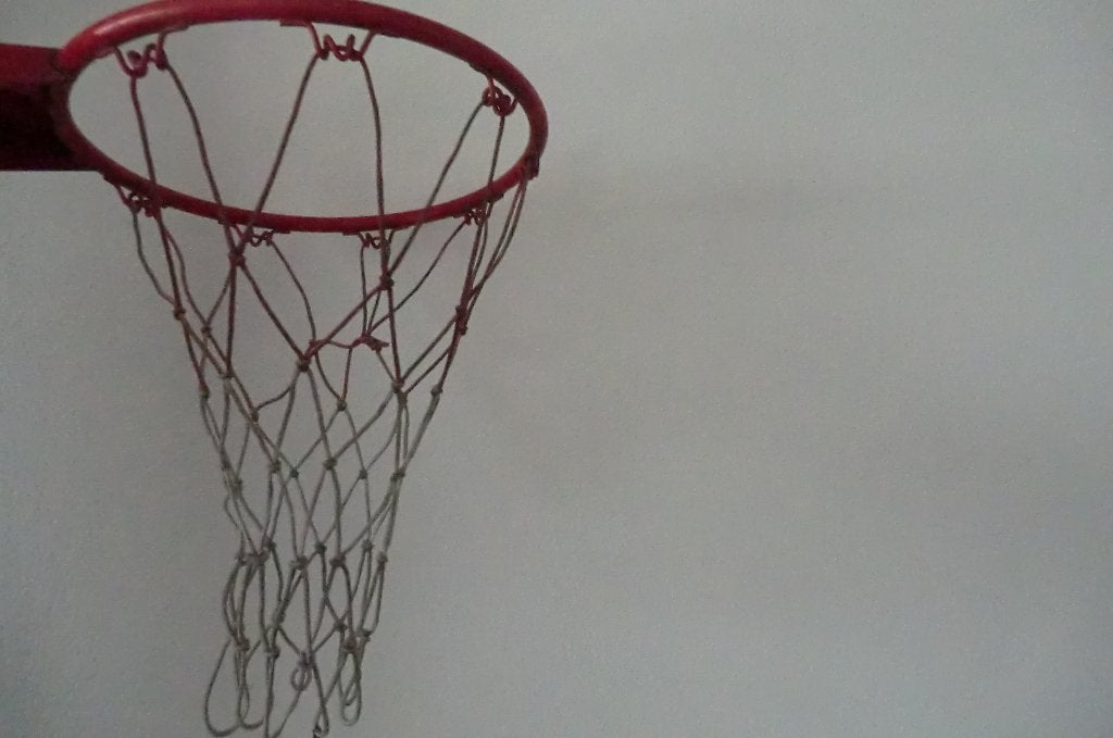 metalen basketbalring met netje, Ophalen, Gebruikt, Ring, Bord of Paal