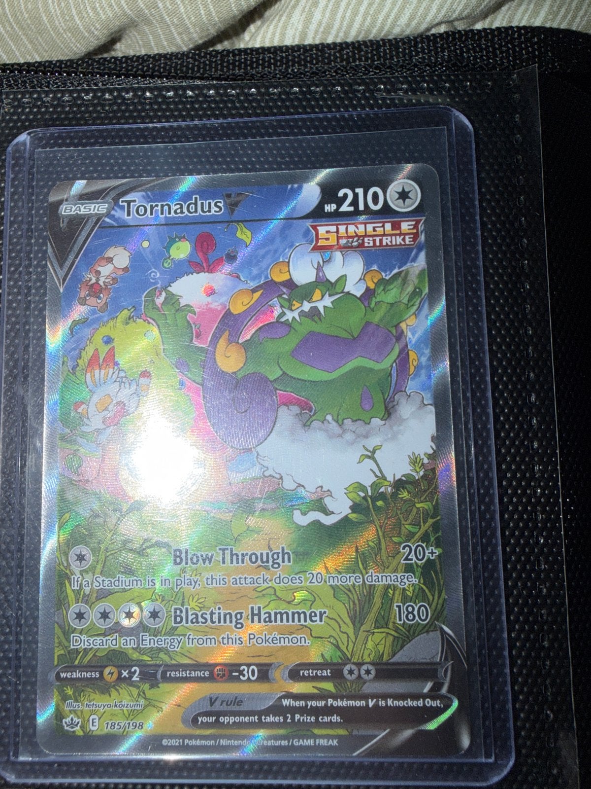 Pokémon TCG: Tornadus V (Full Art) 185/198, Ophalen of Verzenden, Zo goed als nieuw, Losse kaart, Foil