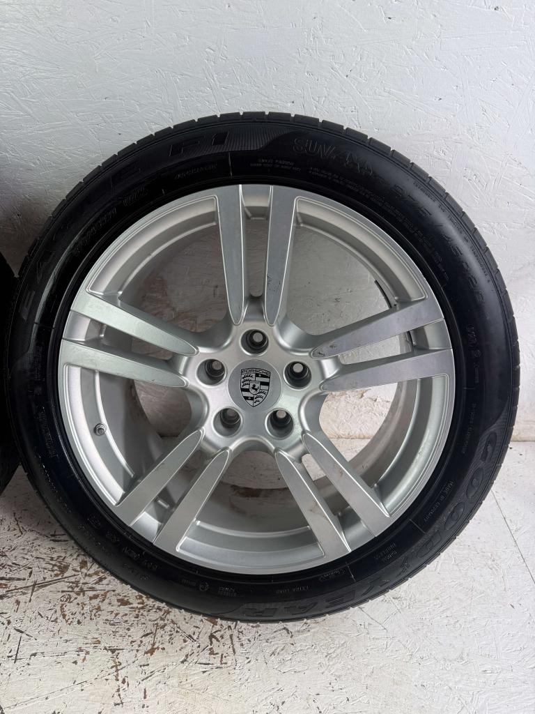 Porsche Cayenne S GTS Turbo velgen 20" 5x130 zomerset TPMS, Niet ingevuld, Gebruikt, 275 mm, Banden en Velgen