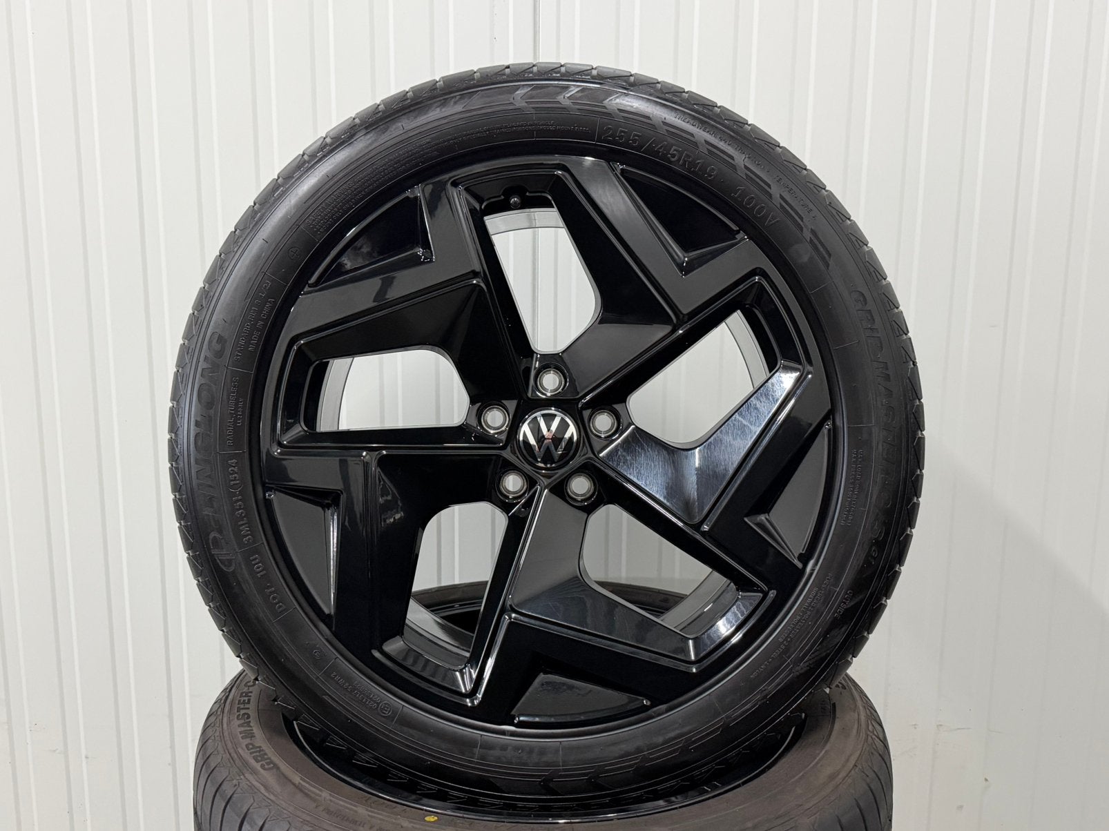 19” INCH DEMO ORIGINEEL VOLKSWAGEN TIGUAN COVENTRY VELGEN, 19 inch, 255 mm, Banden en Velgen, Nieuw