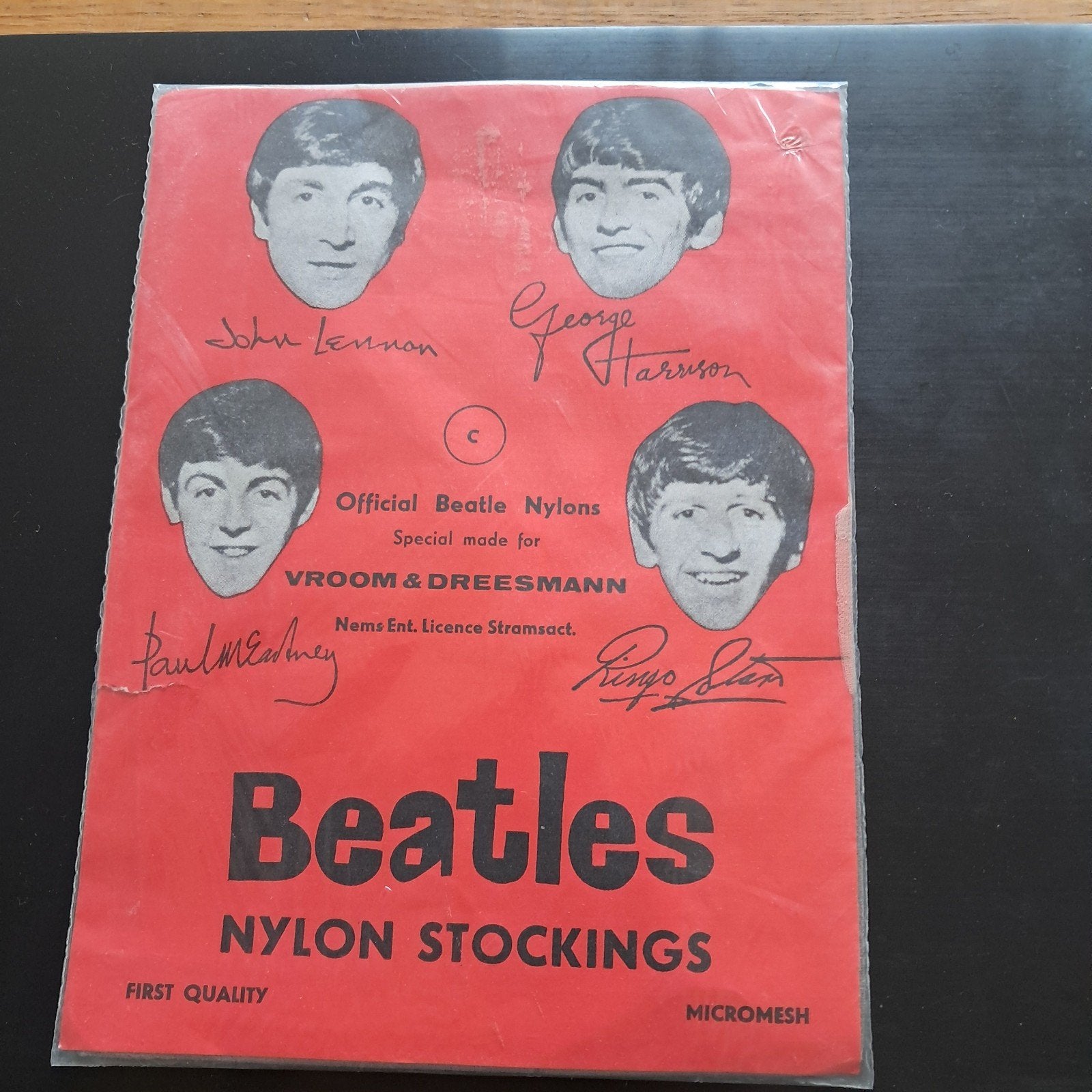 Beatles nylonkousen, Ophalen of Verzenden