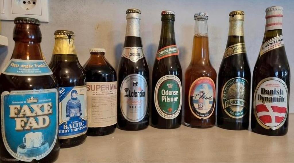 8 oude en vintage Deense bieren - ~'86 - '98, Ophalen of Verzenden, Zo goed als nieuw, Glas of Glazen, Overige merken