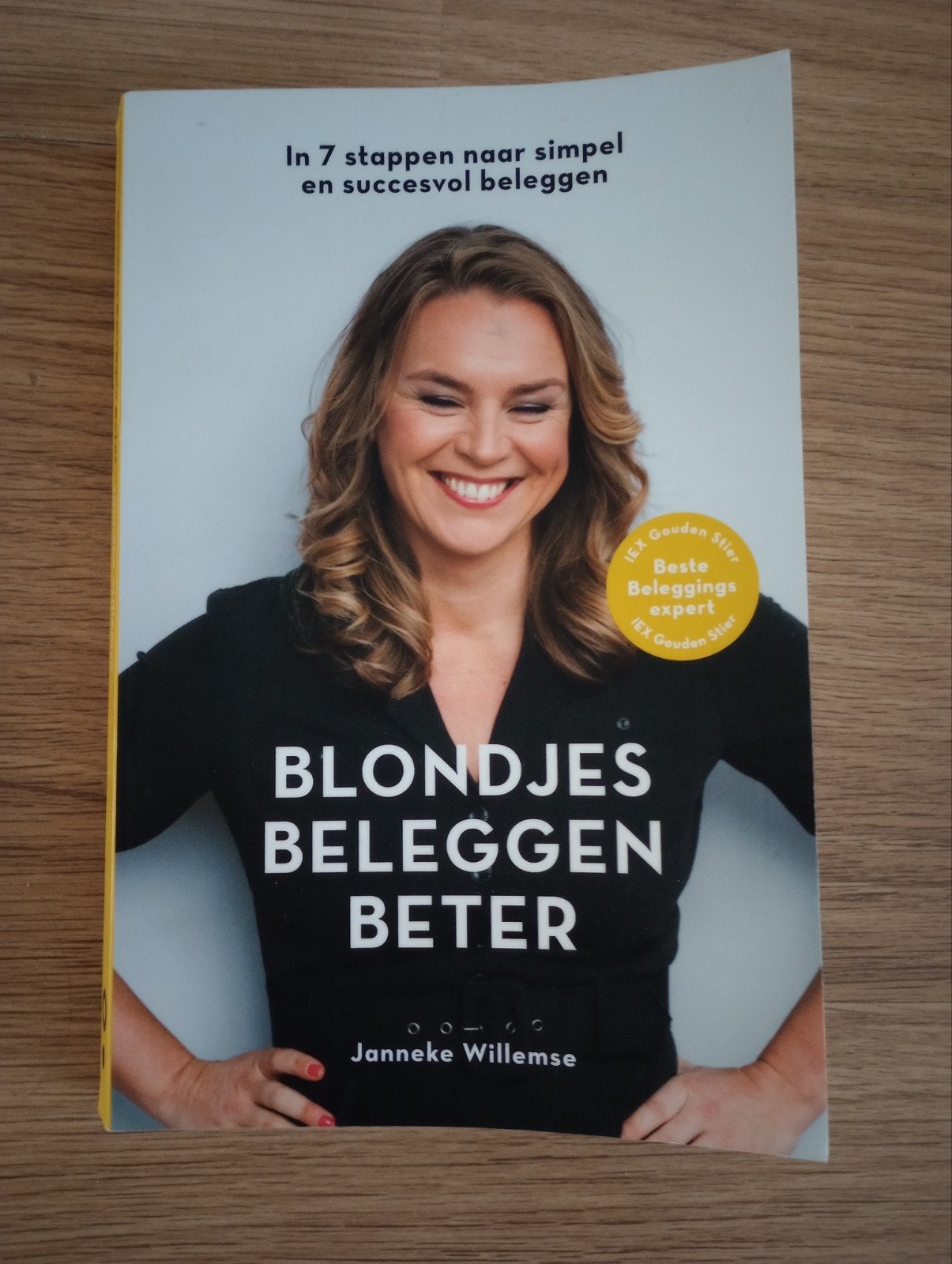 Blondjes Beleggen Beter - 7 stappen naar succesvol belegge, Ophalen of Verzenden, Gelezen, Geld en Beleggen, Janneke Willemse