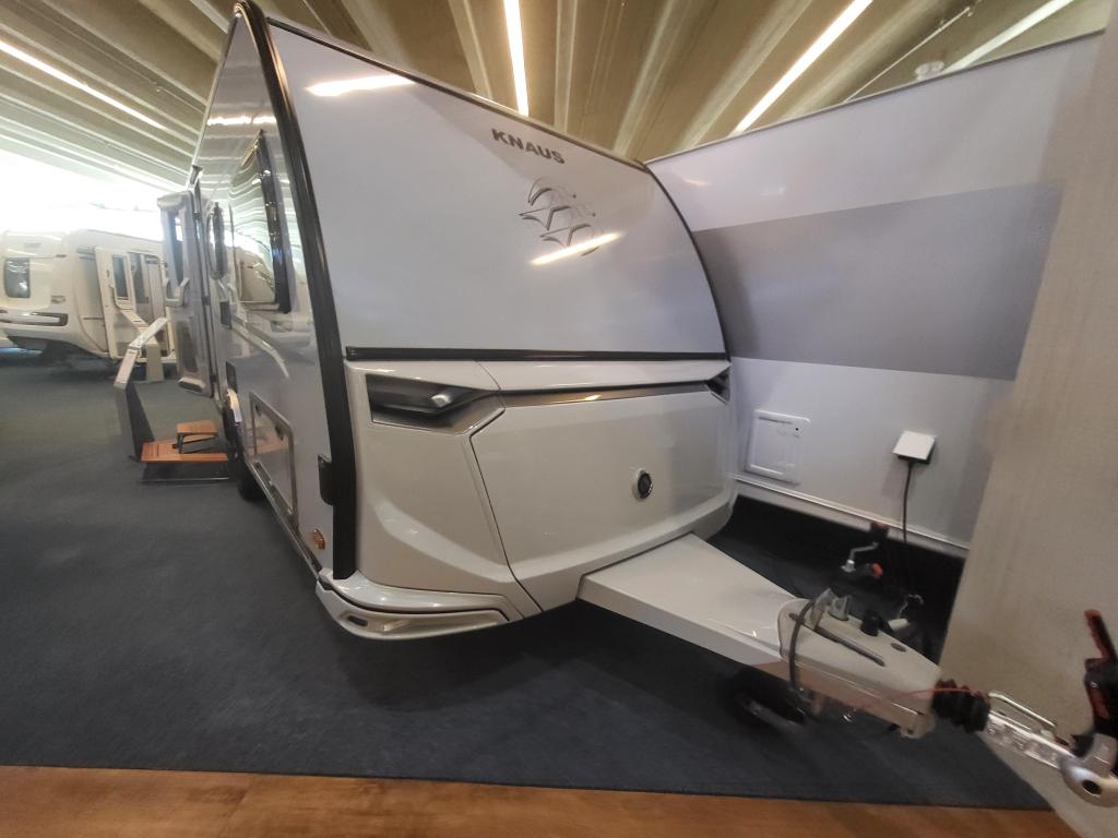 Knaus Sudwind Black Selection 460 EU; compleet af fabriek, Rondzit, Bedrijf, 5 tot 6 meter, Knaus