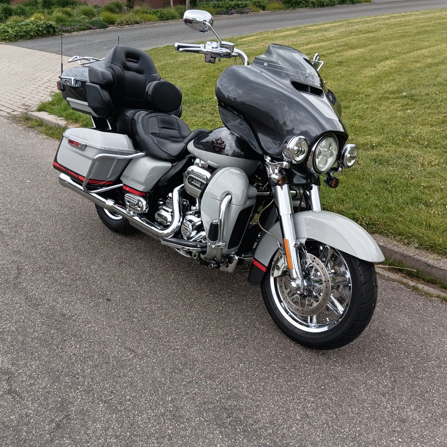 Harley Davidson 110 FLHTKSE Ultra Limited CVO 2014 2019 kleu, Motoren, Laan van Vredenoord 33
2289 DA  Rijswijk, NL, Info@hd.nl