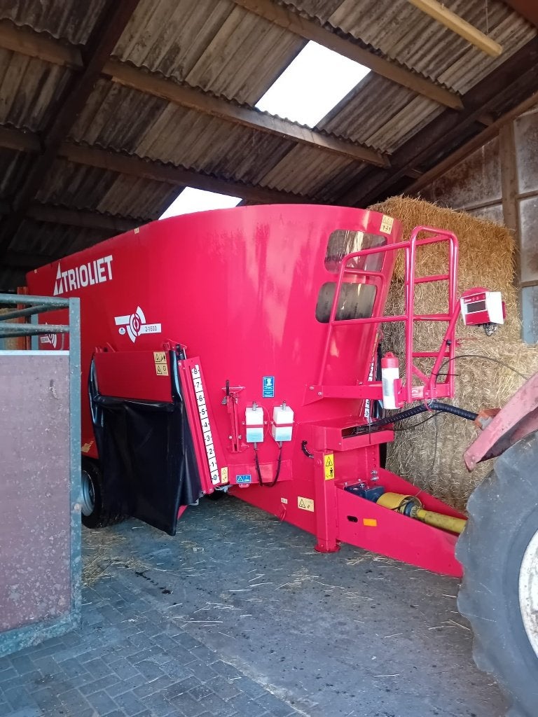 Trioliet voermengwagen SM-2-16-ZK, Ophalen, Veehouderij, Voertechniek
