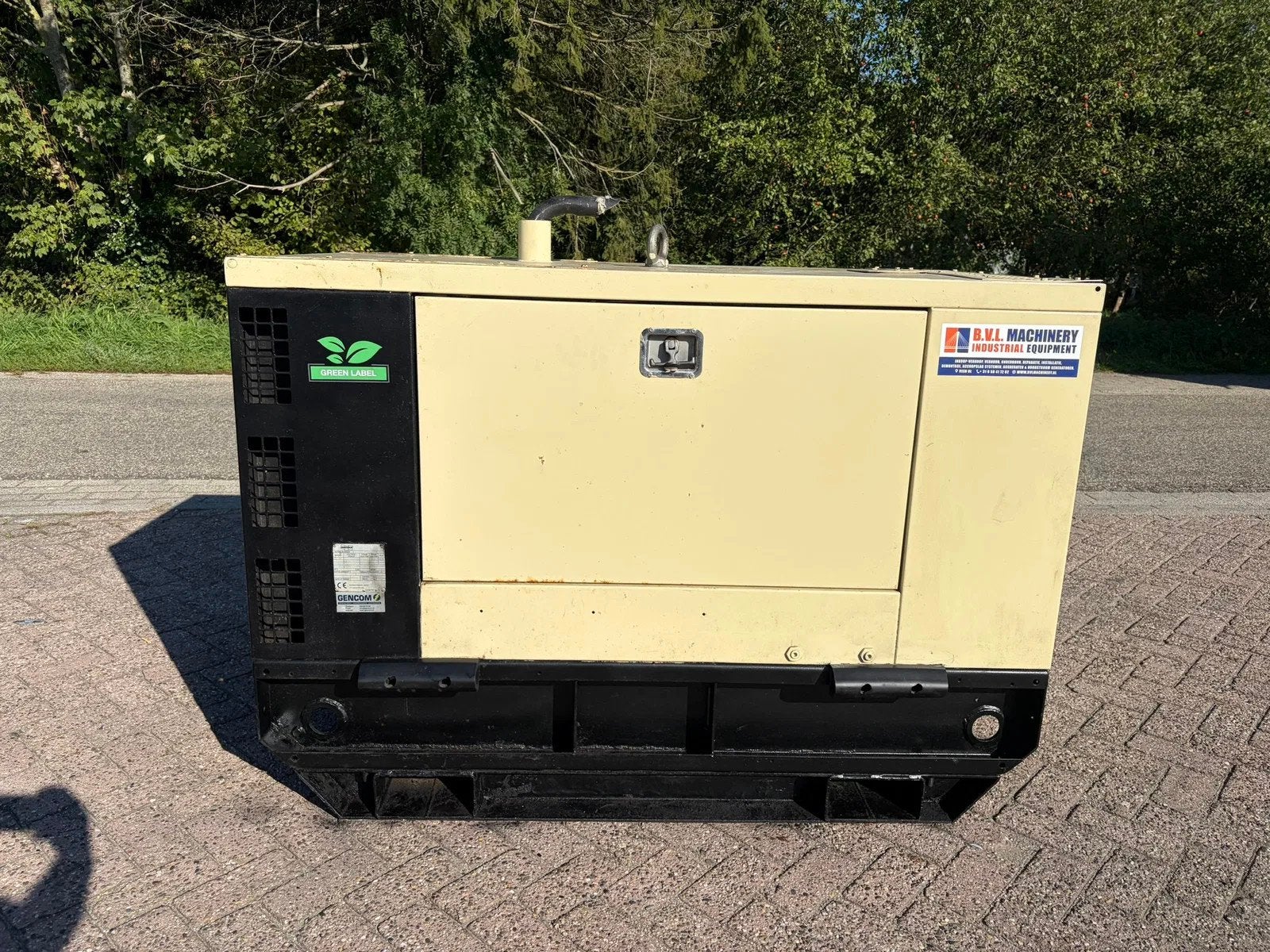 Mitsubishi 11 kVA Leroy Somer aggregaat 230/400 volt