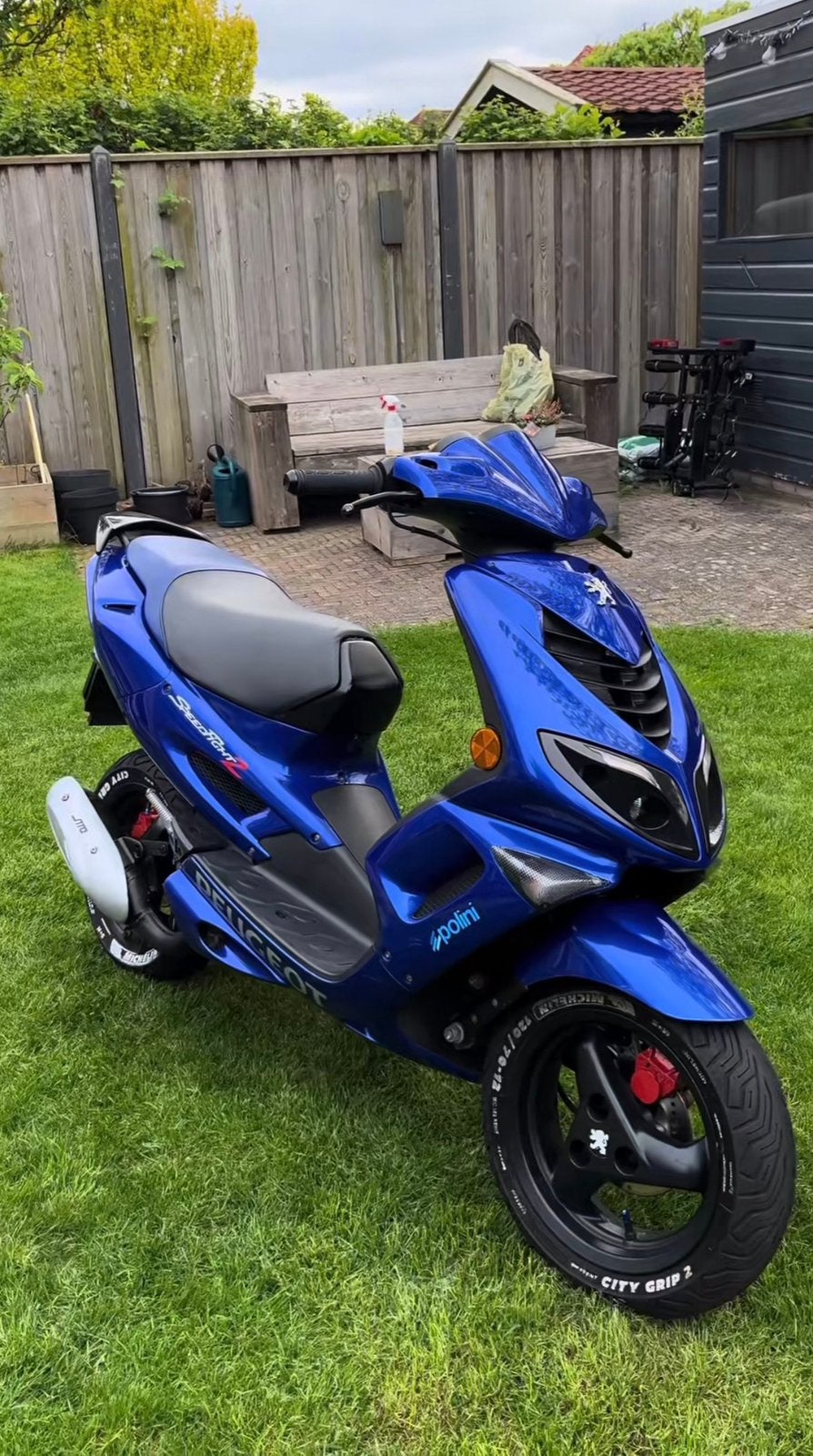 GEZOCHT Speedfight 2 kappenset, Fietsen en Brommers, Scooters | Peugeot, Ophalen of Verzenden, Zo goed als nieuw, Benzine, Speedfight