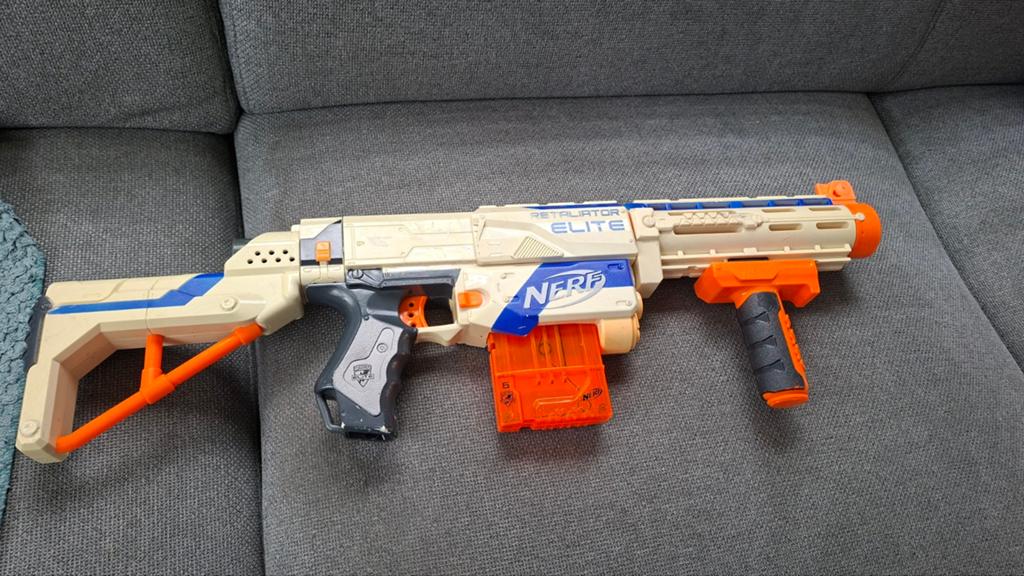 Nerf Retaliator Elite Blaster - Complete Set, Ophalen of Verzenden, Gebruikt, Jongen of Meisje