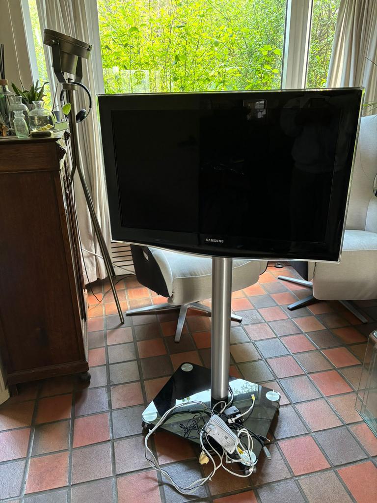 Samsung TV op verrijdbare standaard, Ophalen, 50 Hz, Zo goed als nieuw, Samsung