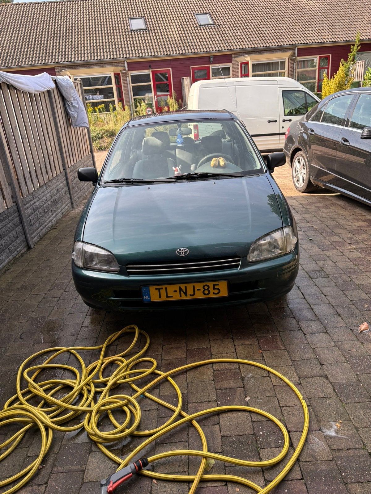 Toyota Starlet 1.3 16V 1998 Groen, Auto's, Voorwielaandrijving, 74 pk, 4 cilinders, Starlet