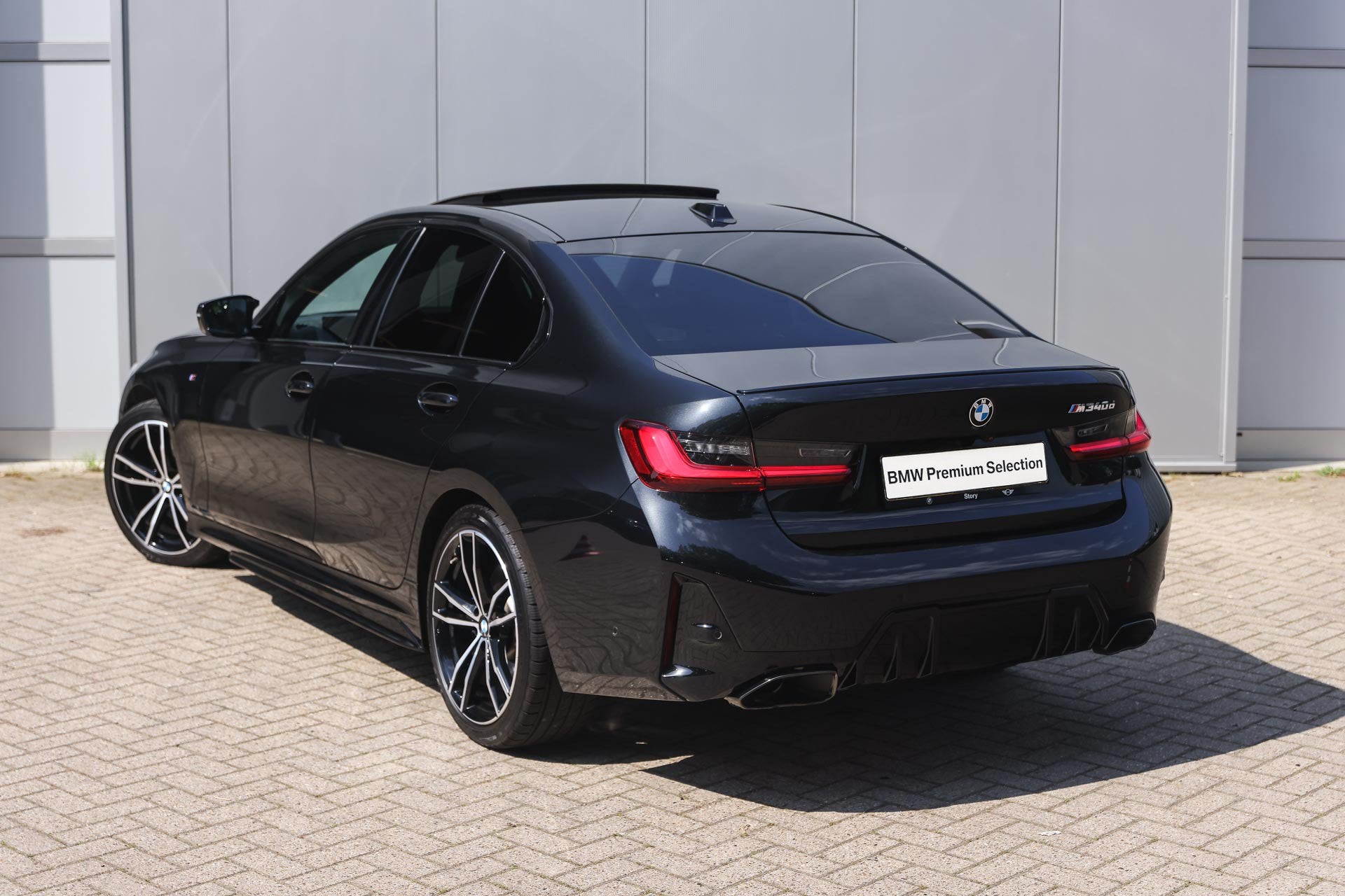 BMW 3 Serie M340d xDrive Automaat / M Sportstoelen / Achteru, Auto's, BMW, Euro 6, 2993 cc, Met garantie (alle), Leder