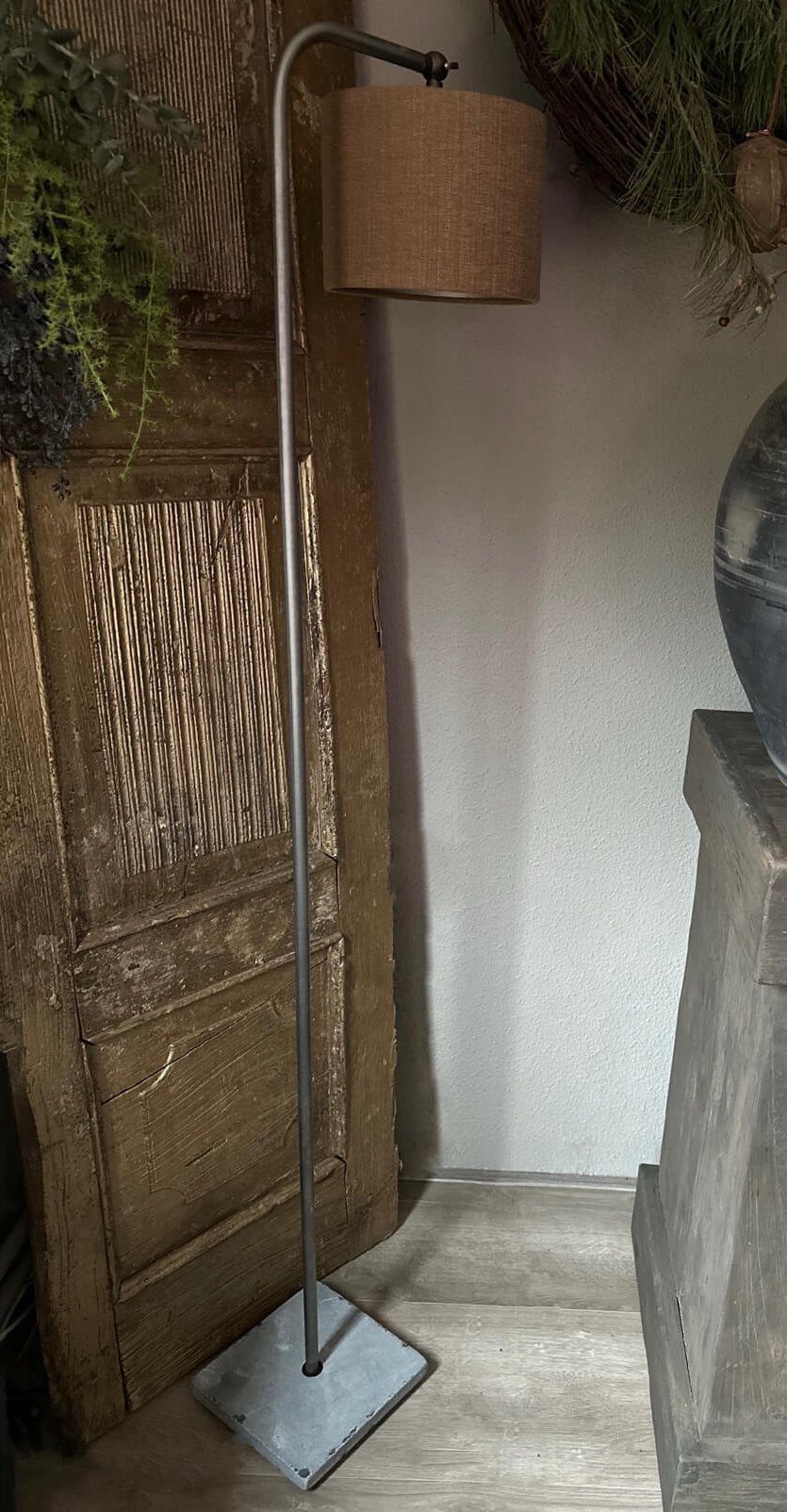 Boog vloerlamp Aura peeperkorn met kapje, Huis en Inrichting, Lampen | Vloerlampen, Ophalen of Verzenden, Landelijk, 100 tot 150 cm