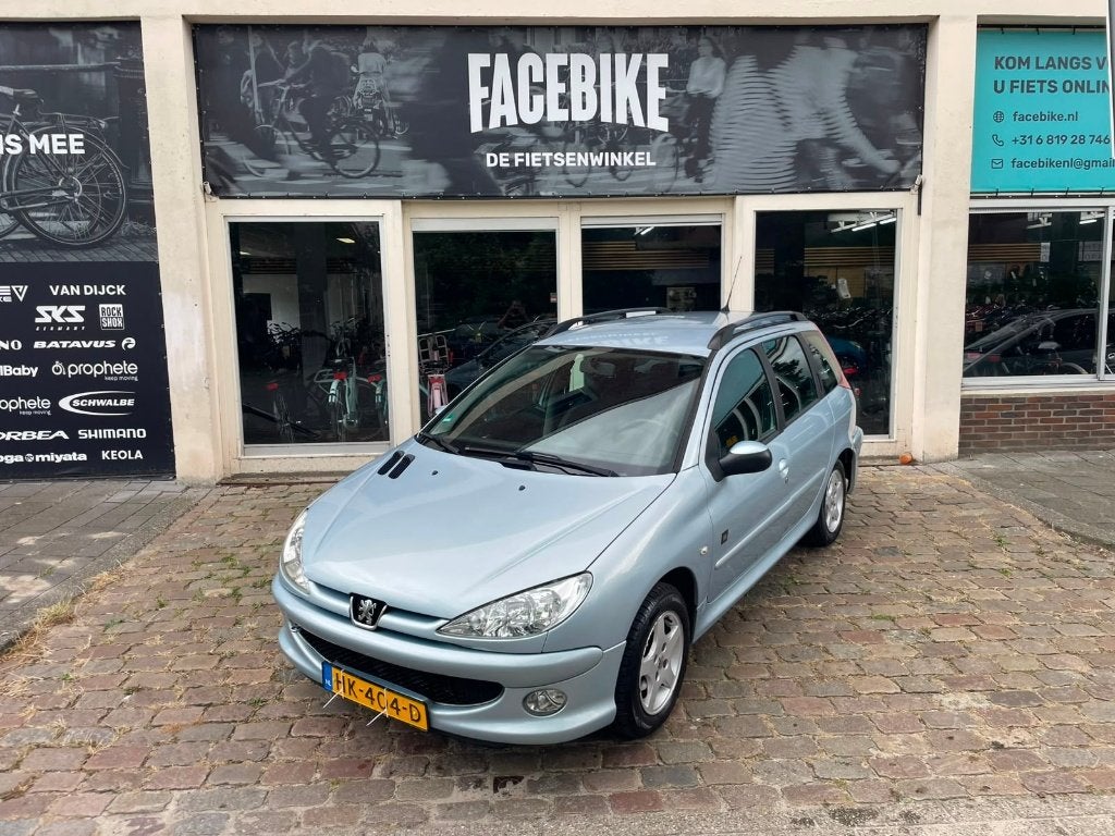 Peugeot 206 1.4 SW 2006 Grijs/JBL /Nieuw APK/Airconditioning, Auto's, Peugeot, Bedrijf, ABS, Airbags, Airconditioning, Alarm, Boordcomputer