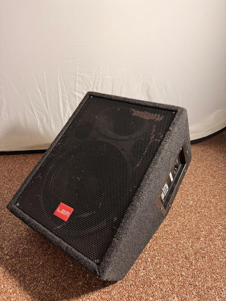 2x Monitor speaker LEM H 200MA (1x defect), Gebruikt, 120 watt of meer, Front, Rear of Stereo speakers, Ophalen