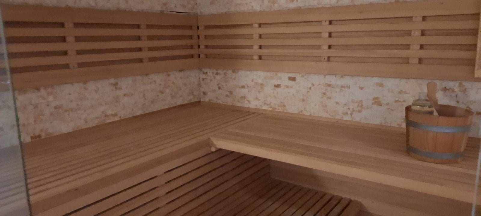 Luxe Finse Sauna met Glazen Wand en Harvia Kachel, Sport en Fitness, Sauna, Gebruikt, Complete sauna, Fins of Traditioneel, Ophalen