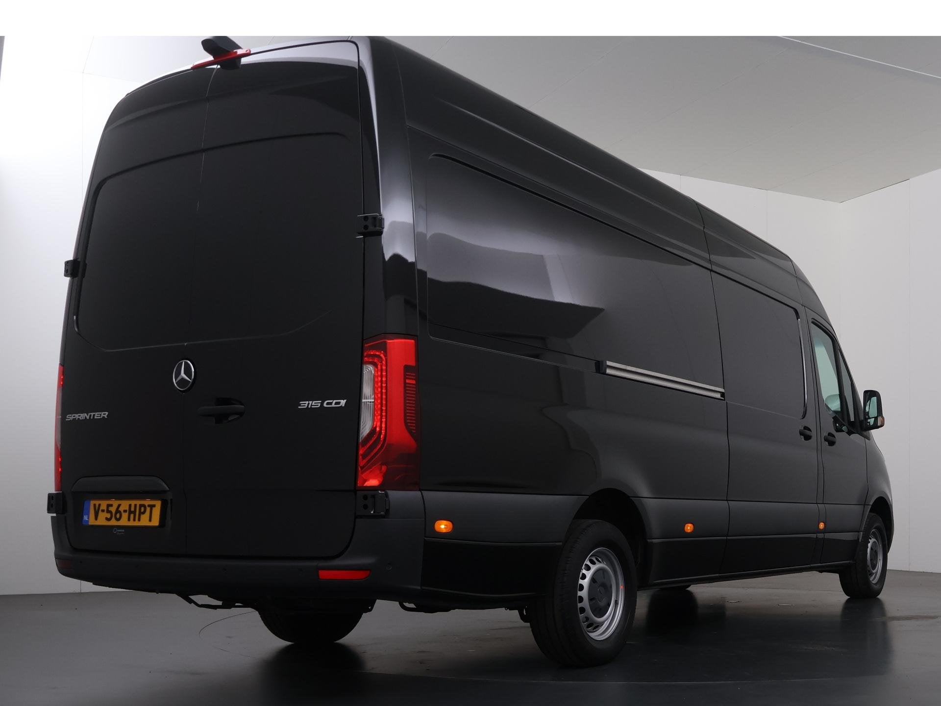 Mercedes-Benz Sprinter 315 CDI | AUT. | L3 | PRO | SCHUIFDEU, Auto's, Automaat, Gebruikt, 4 cilinders, Zwart