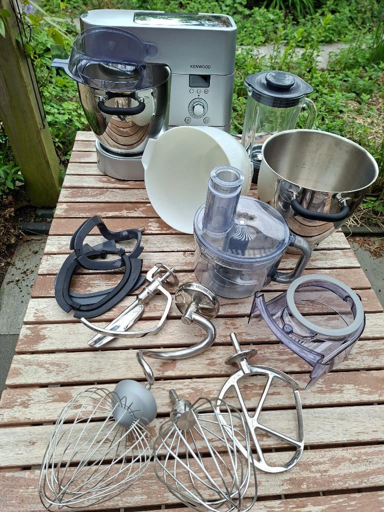 Kenwood Cooking Chef Major KM080, inclusief accessoires, Ophalen, 4 liter of meer, 3 snelheden of meer, Zo goed als nieuw