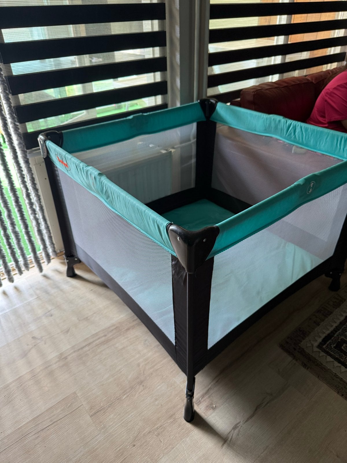 Opvouwbare box/campingbedje - Ideaal voor thuis en reizen, Ophalen, Gebruikt, Vierkant