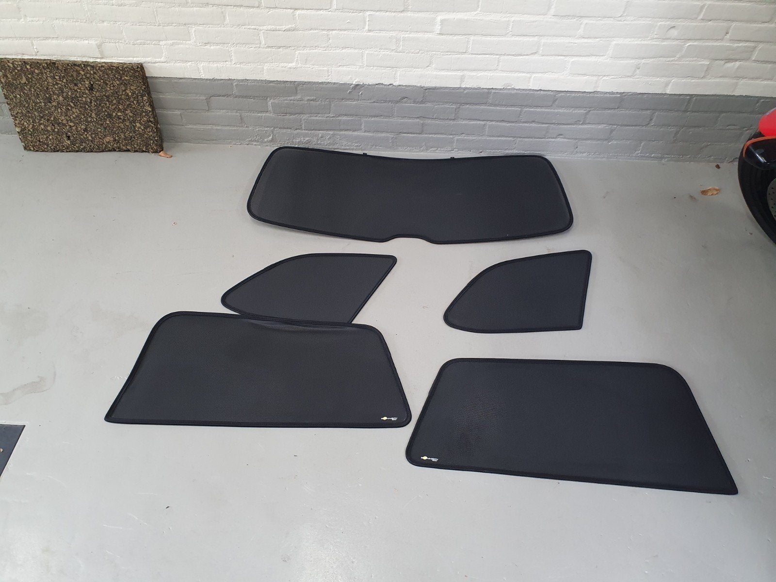 Sonniboy volkswagen golf 5 v en 6 vi variant zonneschermen, Ophalen, Gebruikt