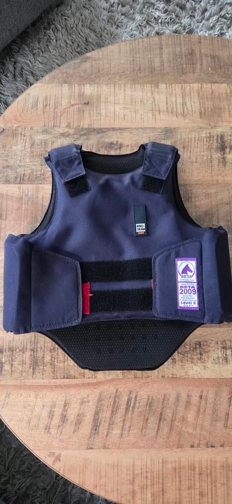 Bodyprotector kind, Ophalen, Zo goed als nieuw, Bovenkleding
