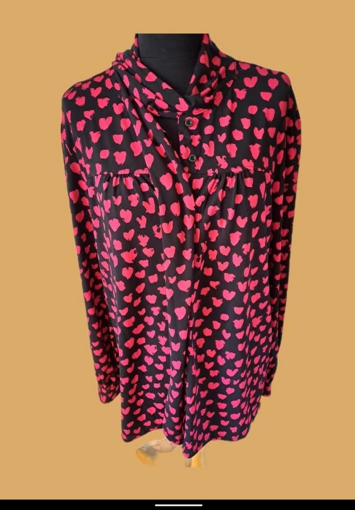 Esqualo damesblouse 
zwarte en rode hartjes xxl, Kleding | Dames, Zwart, Maat 46/48 (XL) of groter, Esqualo, Ophalen of Verzenden