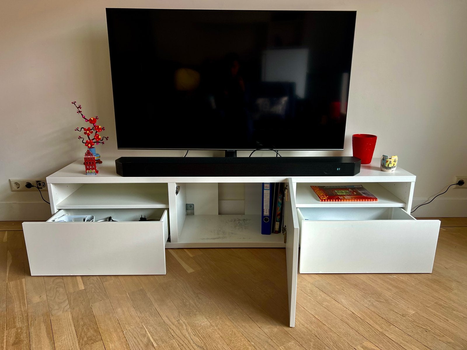 TV-meubel wit met lades, Ophalen, 150 tot 200 cm, Zo goed als nieuw, Minder dan 100 cm
