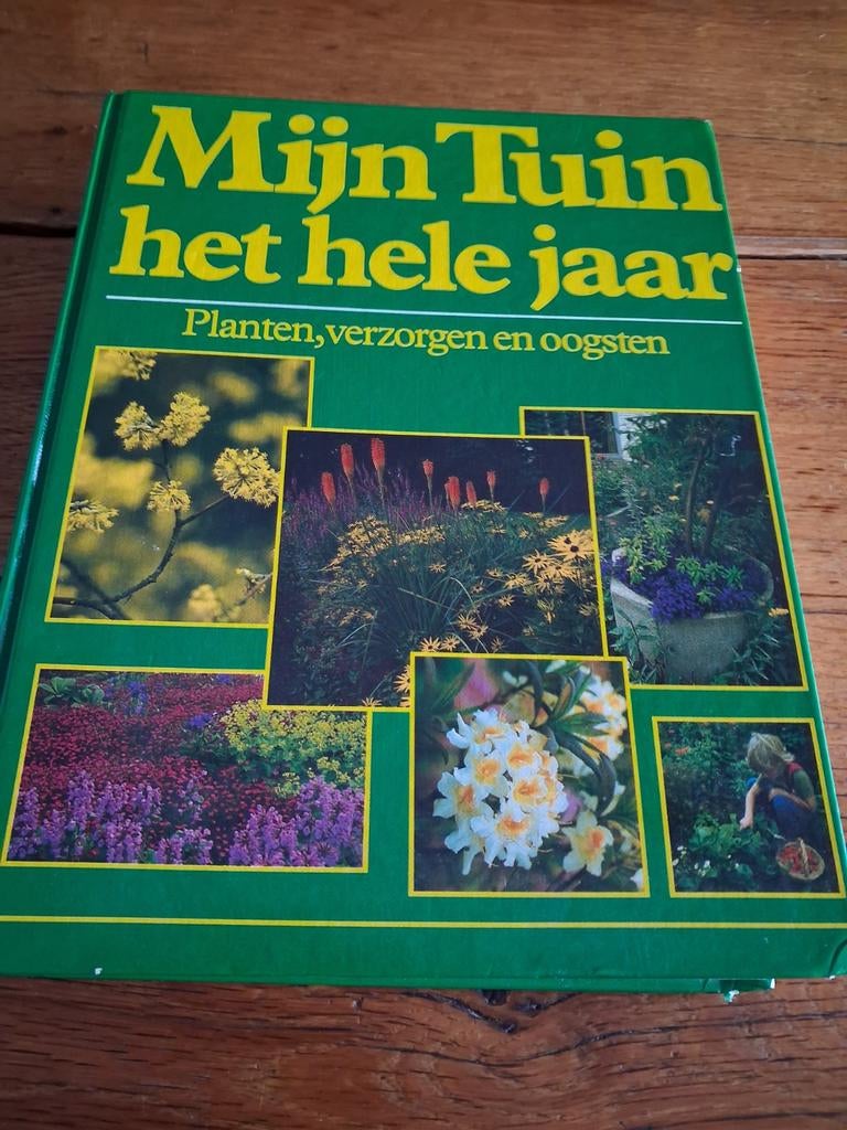 Een boek. Mijn tuin het hele jaar., Ophalen of Verzenden, Zo goed als nieuw, Tuinieren en Tuinplanten