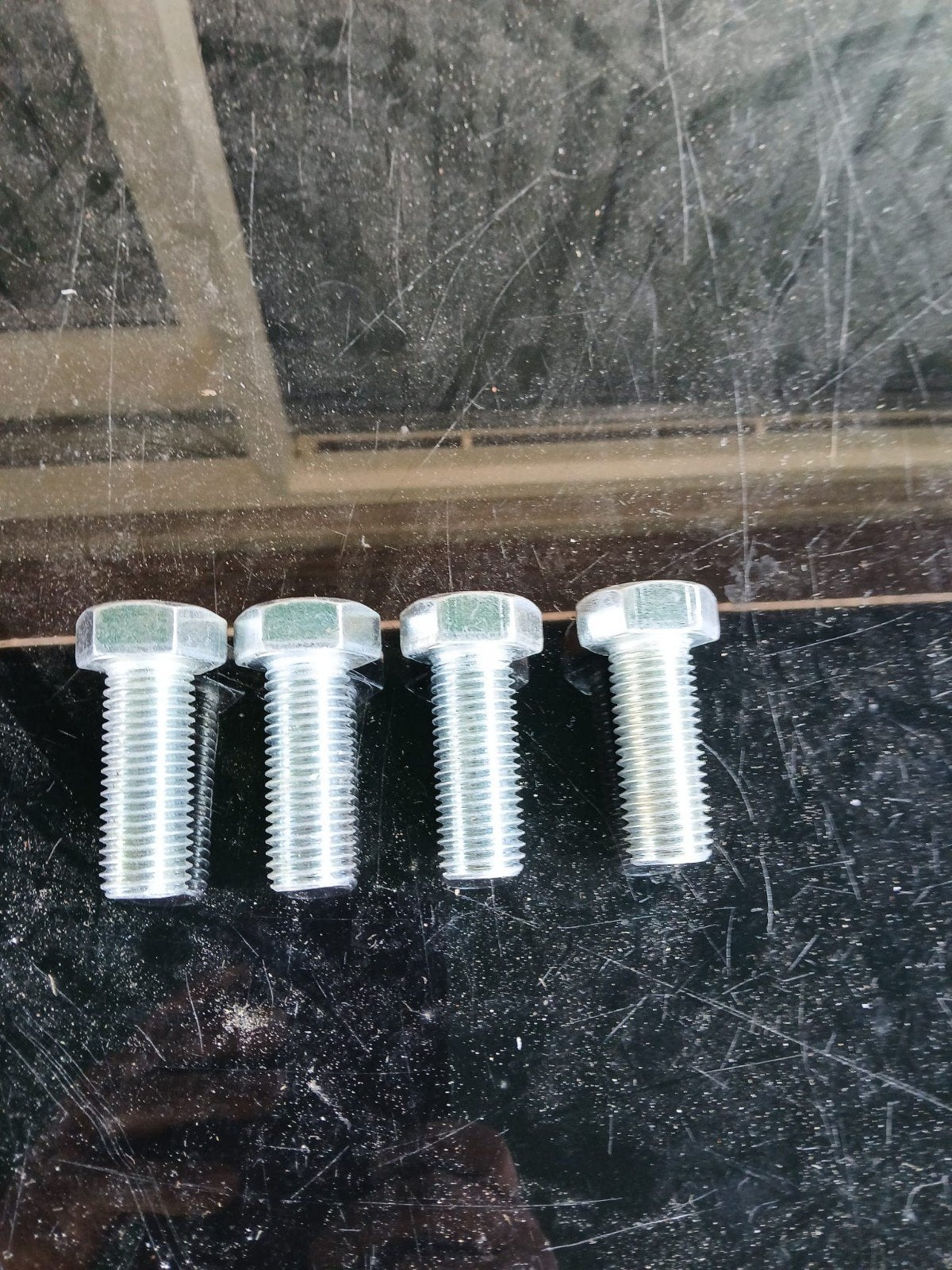 Bouten en moeren, Ophalen, Zo goed als nieuw, 50 tot 100 mm, Bouten of Moeren
