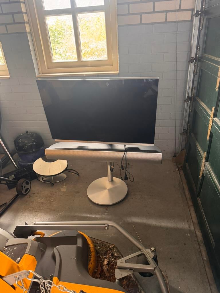 Bang & Olufsen BeoVision 7 + elektrische draaistand + afstan, Ophalen, Gebruikt, 100 cm of meer, Overige merken