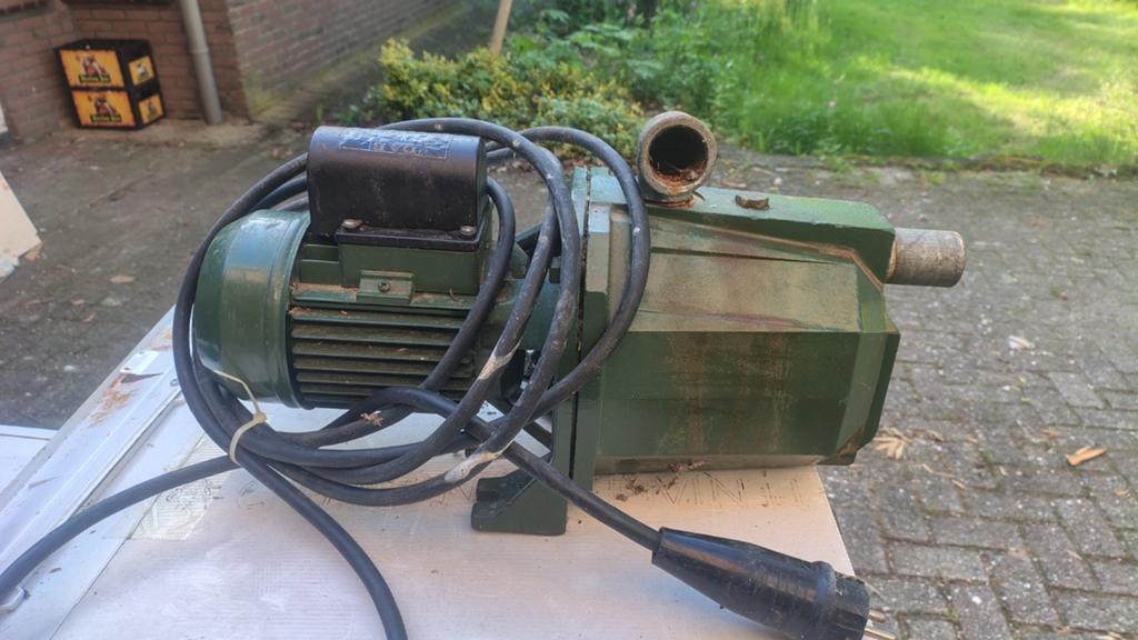 Dab waterpomp tuinpomp, Tuin en Terras, Waterpompen, Ophalen, Gebruikt, Beregeningspomp