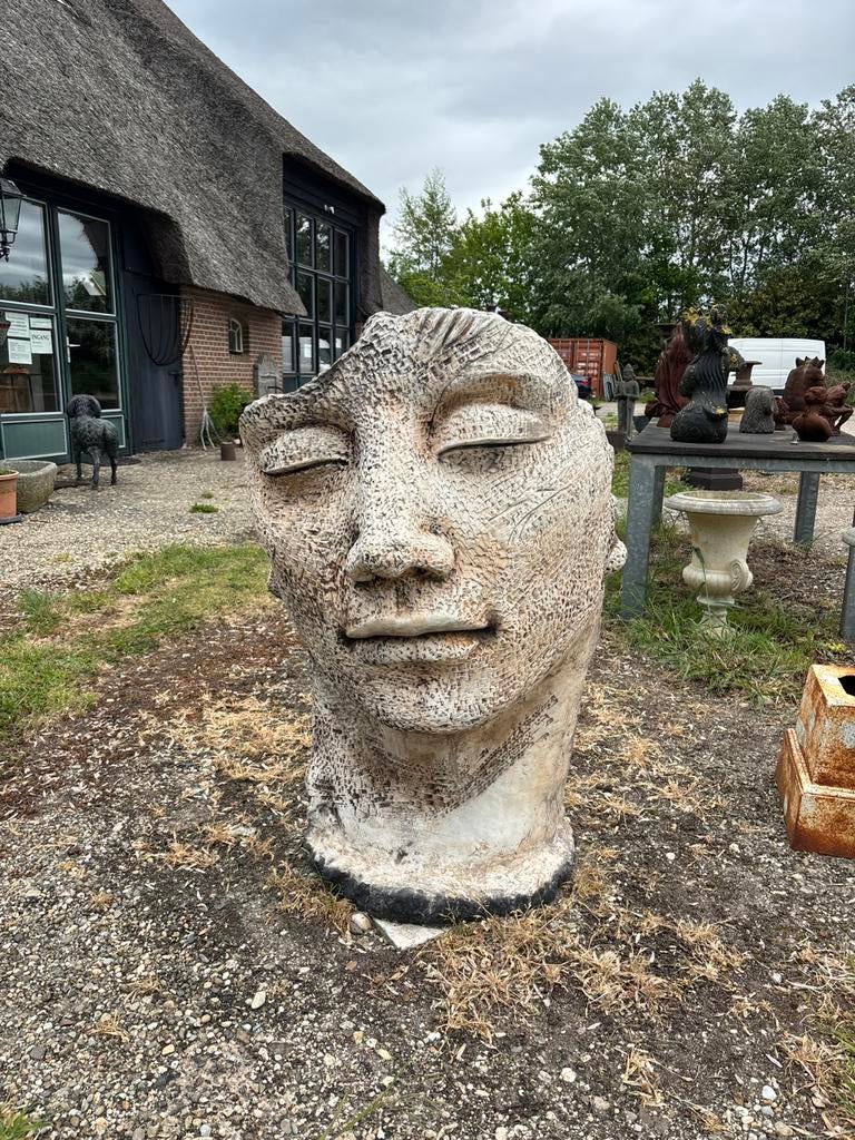Stenen beeld gezicht levensgroot kunstwerk eyecatcher, Ophalen, Steen, Hoevesteenwijkerwold@gmail.com, Abstract beeld
