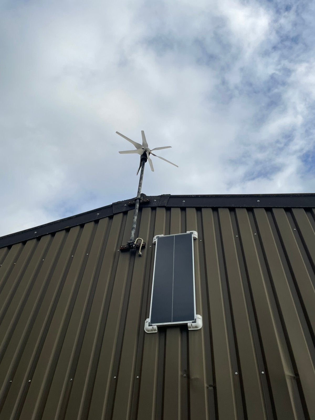 Windmolen zonnepaneel en omvormer max3kw zonder accu, Ophalen, Gebruikt