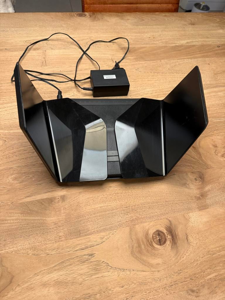 NETGEAR Nighthawk RAXE500 Tri-Band WiFi 6e Router, Computers en Software, Routers en Modems, Gebruikt, Router, Ophalen of Verzenden