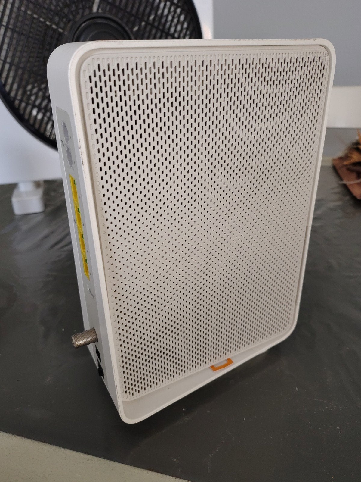 Ziggo modem/router, Computers en Software, Routers en Modems, Ophalen, Gebruikt, Router met modem, Ziggo