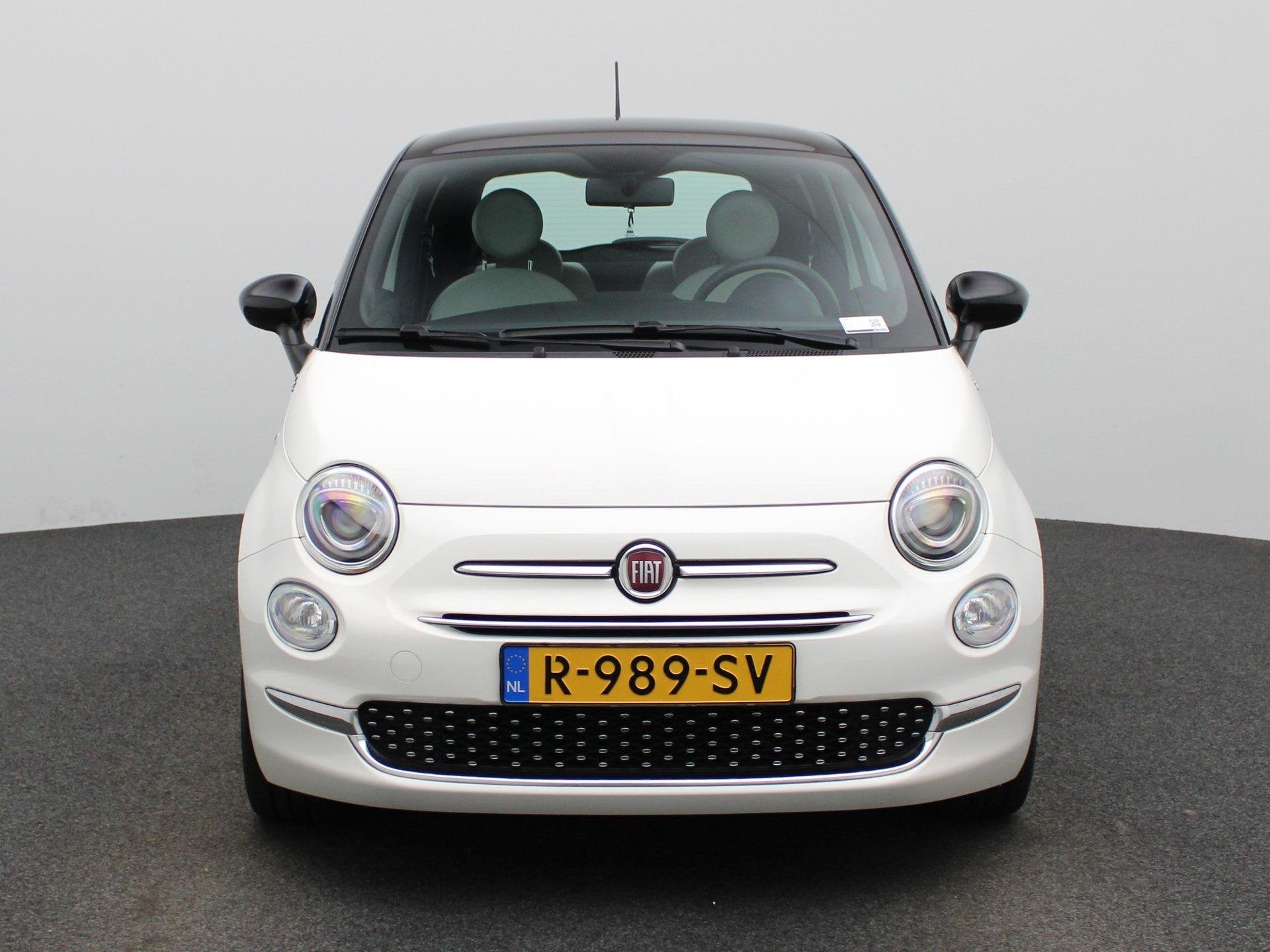 Fiat 500 1.0 Hybrid Dolcevita | PANORAMADAK | APPLE CARPLAY, 12 maanden, Stof, Euro 6, 4 stoelen